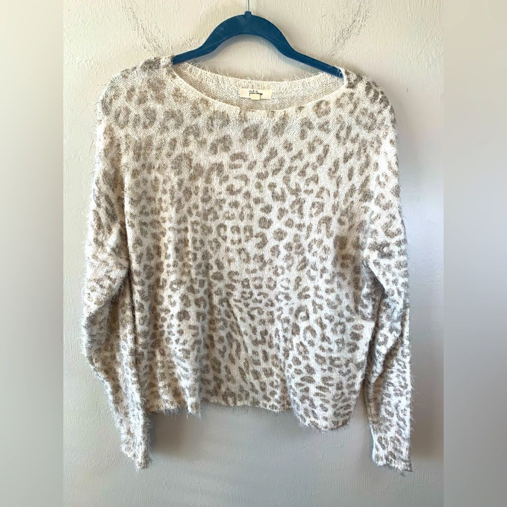 Peyton Primrose Anthropologie leopard print fuzzy sweater size S